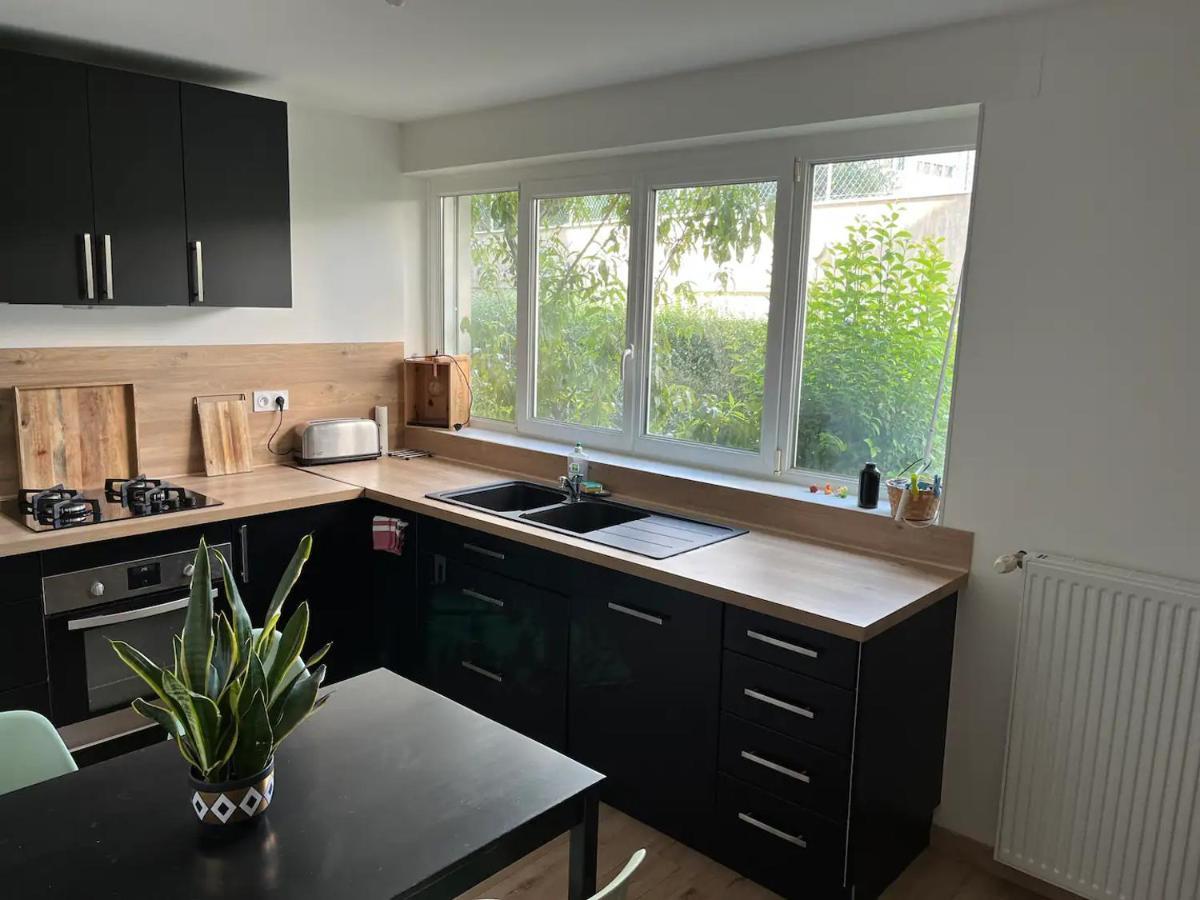 Ferienwohnung Cretaux T3 Et Parking Prive. Nantes Exterior foto